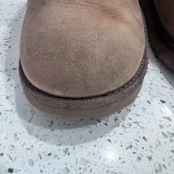 UGG Classic II Tan Boots Kids 12 VGUC - Picture 10 of 12